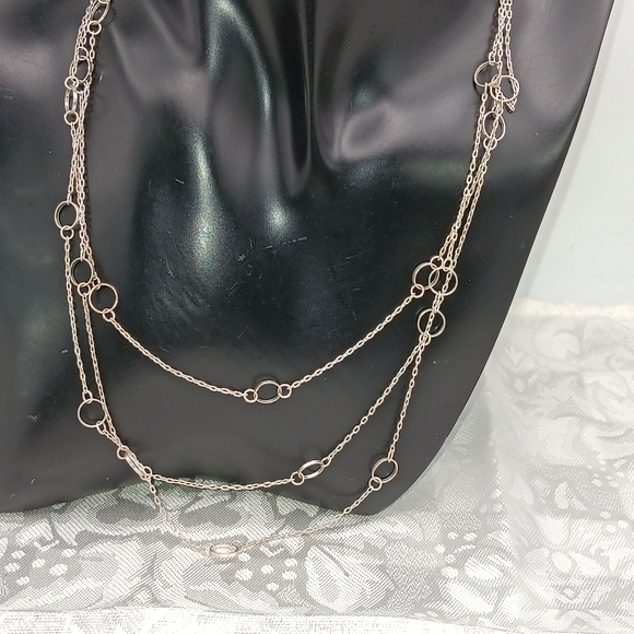 Accessories - Elegant Gold-Tone Layered Necklace